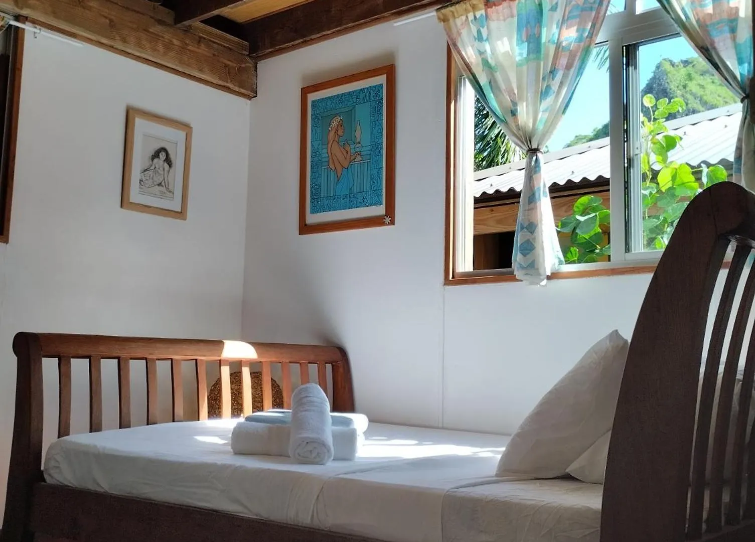 Tema'E Beach House Temae Quarto em Acomodações Particulares
