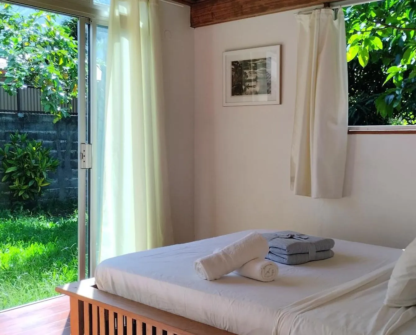 Quarto em Acomodações Particulares Tema'E Beach House Temae