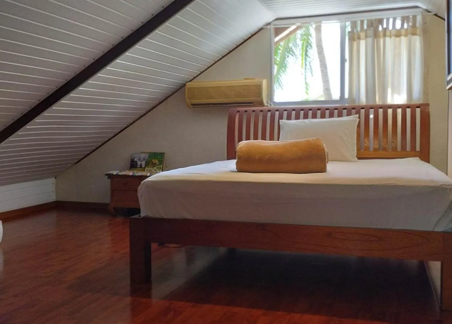 Tema'E Beach House Temae