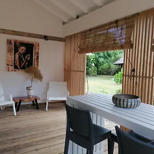 度假居 Moorea, Temae